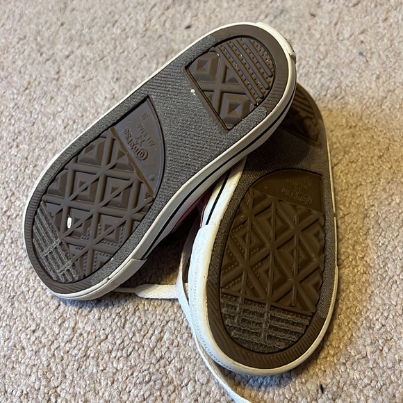 Converse | pink sneakers - Picture 5 of 5